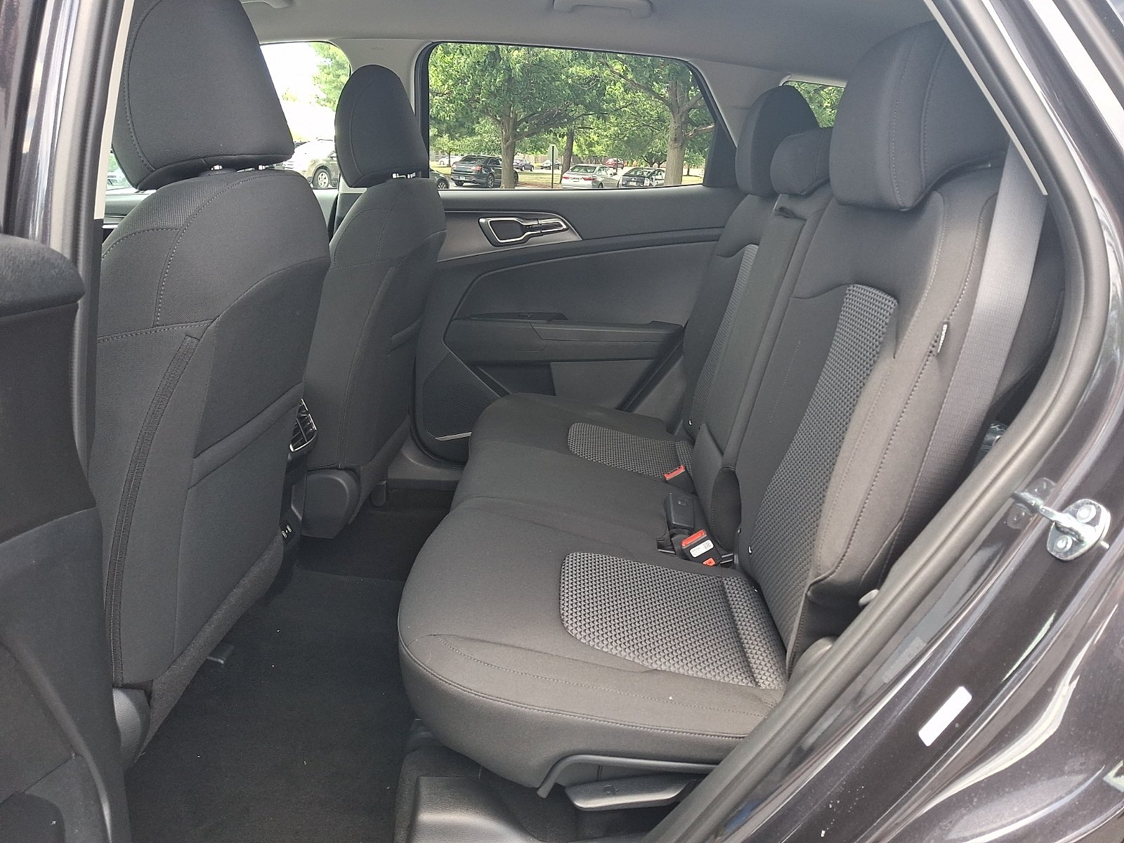 New 2026 Kia Sportage LX w/ LX Convenience Package AWD/4WD image 6
