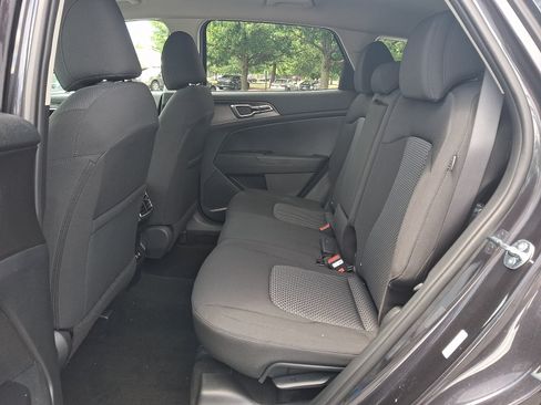 New 2026 Kia Sportage LX w/ LX Convenience Package AWD/4WD image 6