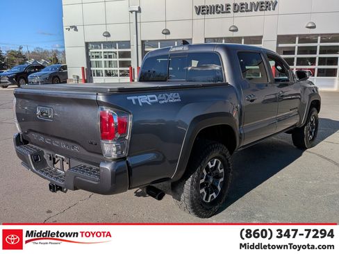 Certified 2023 Toyota Tacoma TRD Off-Road image 3