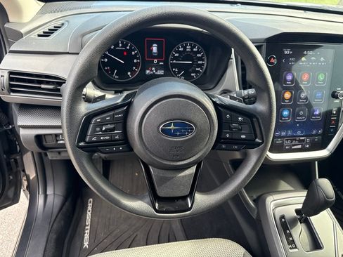 Used 2024 Subaru Crosstrek 2.0i Premium AWD/4WD image 11