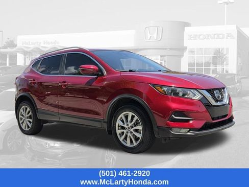Used 2021 Nissan Rogue Sport SV FWD image 4