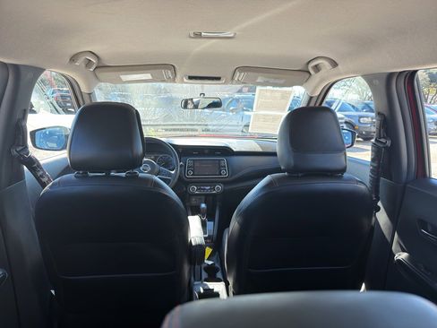 Used 2019 Nissan Kicks SR w/ SR Premium Package image 17