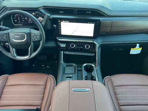 New 2026 GMC Sierra 3500 Denali Ultimate AWD/4WD image 10