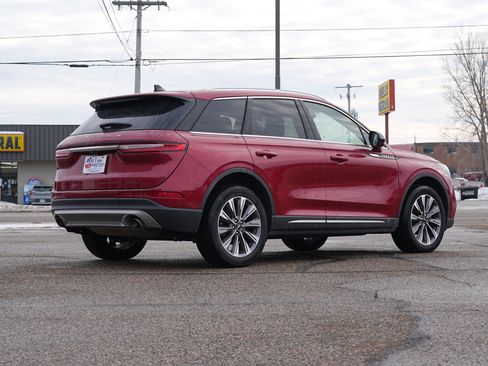 Used 2022 Lincoln Corsair Reserve w/ Elements Package image 3