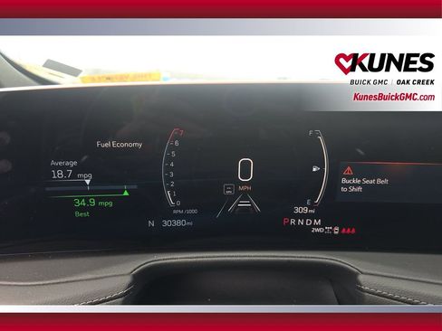 Used 2025 Cadillac XT4 Premium Luxury image 19