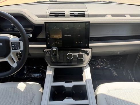 New 2026 Land Rover Defender 110 S AWD/4WD image 15