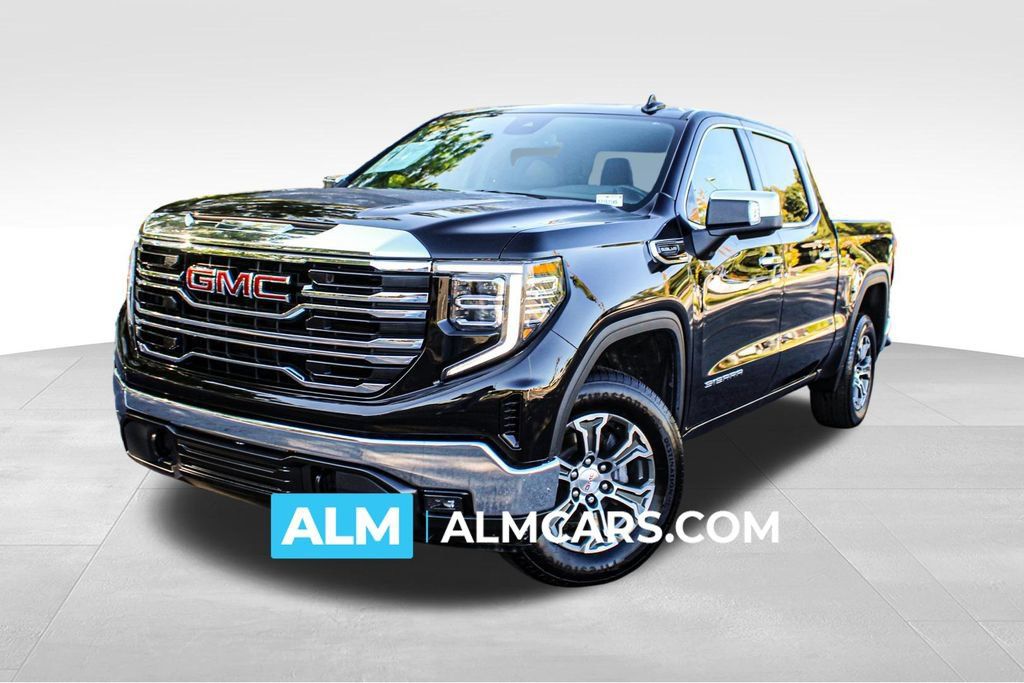 Used 2025 GMC Sierra 1500 SLT RWD image 1
