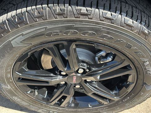 Certified 2023 GMC Terrain AT4 w/ LPO, Floor Liner Package AWD/4WD image 12