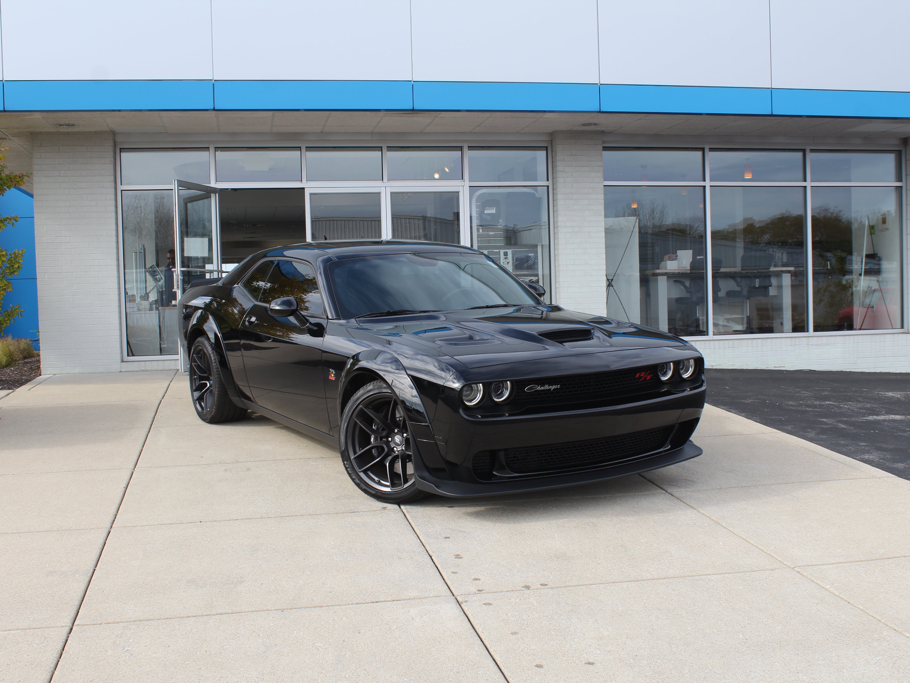 Used 2023 Dodge Challenger R/T Scat Pack RWD image 4