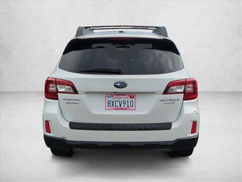 Used 2015 Subaru Outback 2.5i Limited image 7