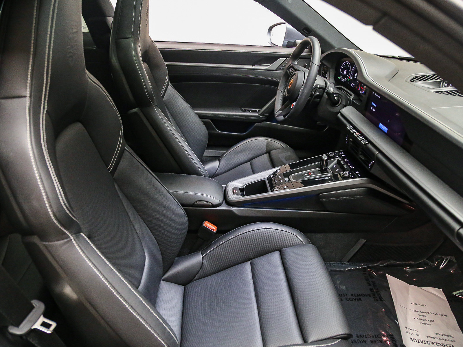 Certified 2025 Porsche 911 Carrera RWD image 21