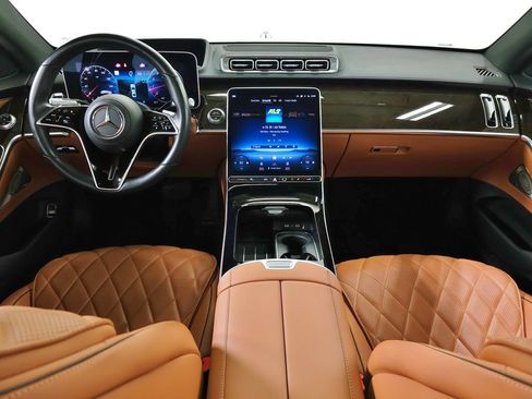 Used 2022 Mercedes-Benz S 580 4MATIC Sedan image 12