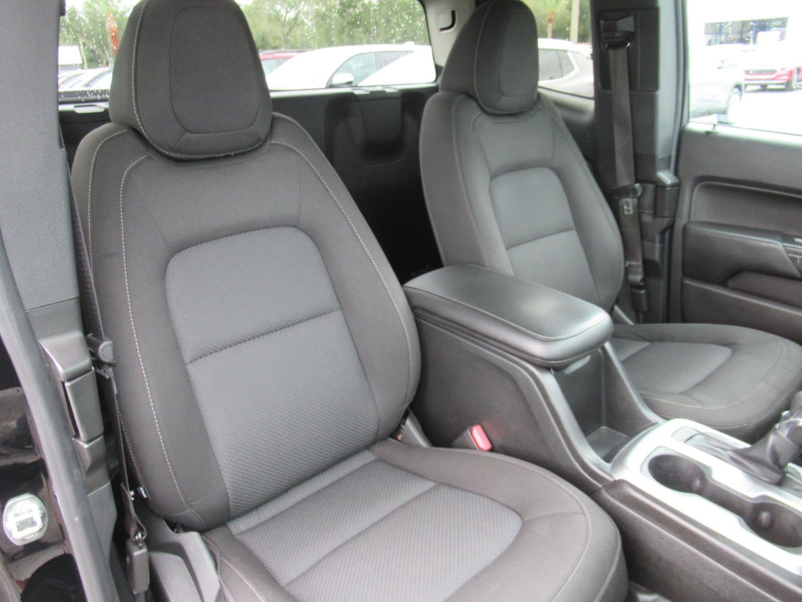Used 2022 Chevrolet Colorado LT w/ Fleet Safety Package RWD image 11