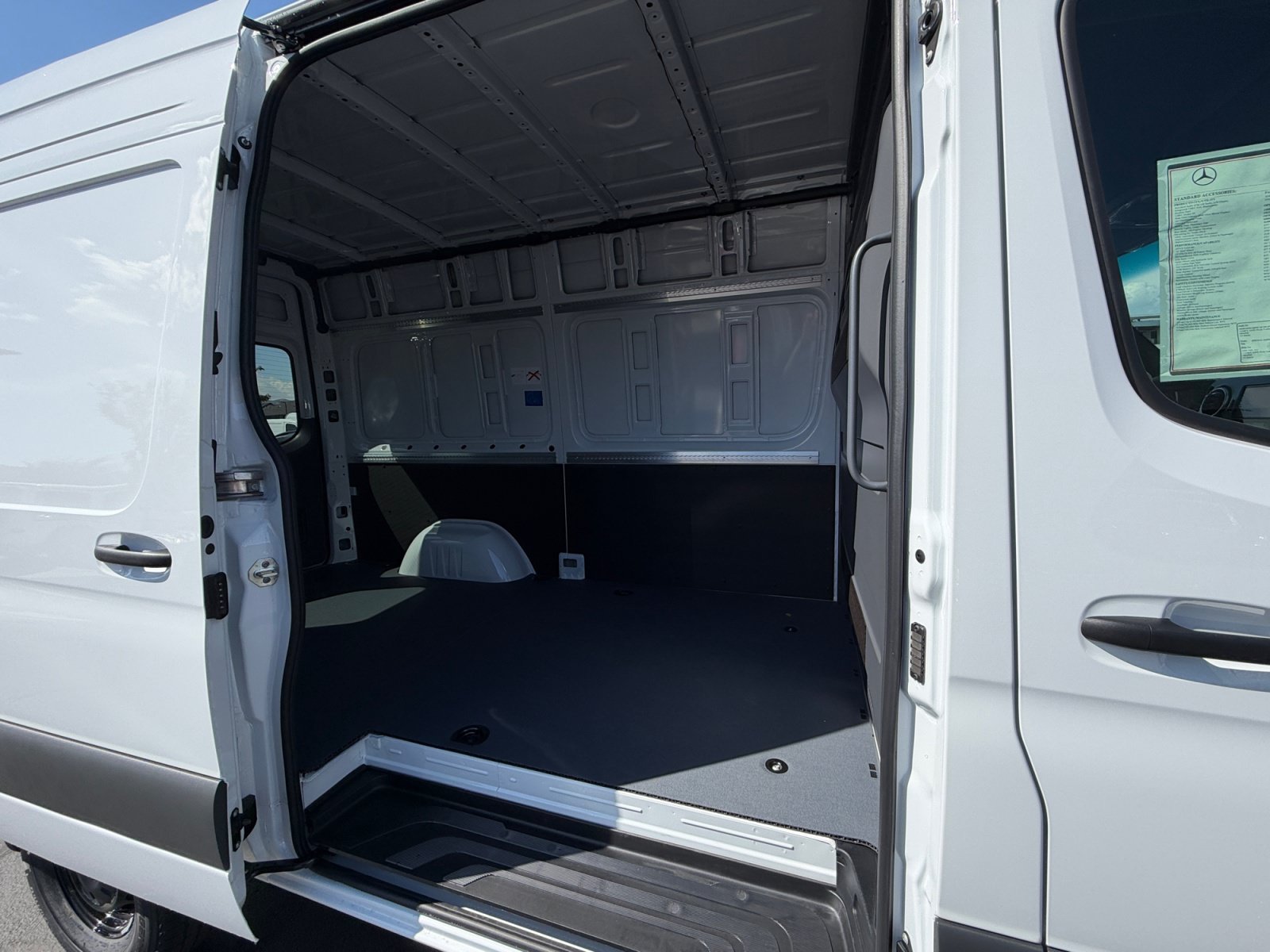 New 2026 Mercedes-Benz Sprinter 2500 image 18