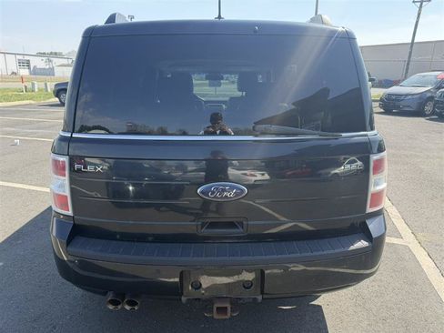 Used 2010 Ford Flex SEL FWD image 4
