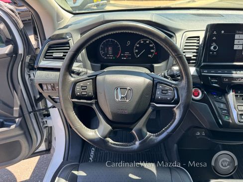 Used 2025 Honda Odyssey Elite image 19