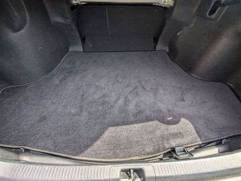 Used 2021 Toyota Camry SE image 19