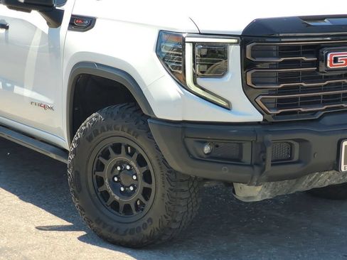 Used 2023 GMC Sierra 1500 AT4X w/ AT4X AEV Edition AWD/4WD image 3