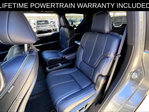 Certified 2026 INFINITI QX80 4WD w/ Sport Exterior Package image 32