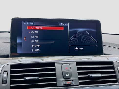 Used 2018 BMW 330i Sedan RWD image 11
