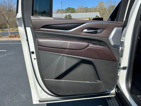 Used 2022 Cadillac Escalade ESV Sport Platinum image 58