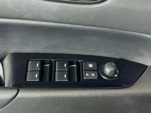 Used 2020 MAZDA CX-5 Touring FWD image 24