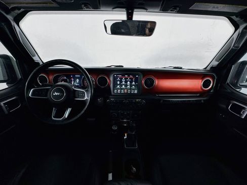 Used 2018 Jeep Wrangler Unlimited Rubicon w/ Dual Top Group AWD/4WD image 34