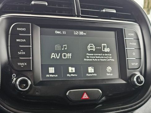 Used 2021 Kia Soul LX image 25