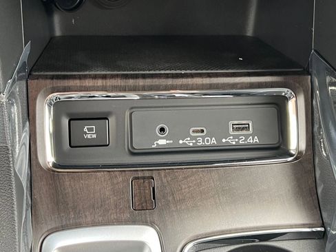 New 2026 Subaru Ascent Touring AWD/4WD image 32