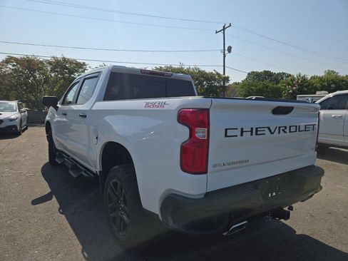 Used 2023 Chevrolet Silverado 1500 LT Trail Boss w/ LT Trail Boss Premium Package AWD/4WD image 6