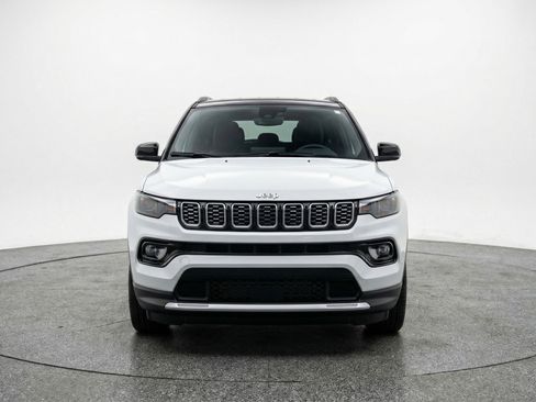 Used 2025 Jeep Compass Limited image 2