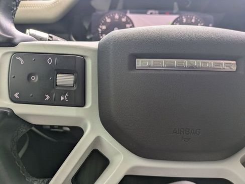 Used 2020 Land Rover Defender 110 SE image 16