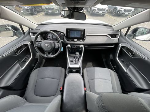 Used 2019 Toyota RAV4 LE w/ Carpet Mat Package AWD/4WD image 26