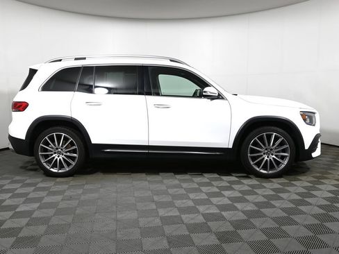 Certified 2022 Mercedes-Benz GLB 250 4MATIC image 8