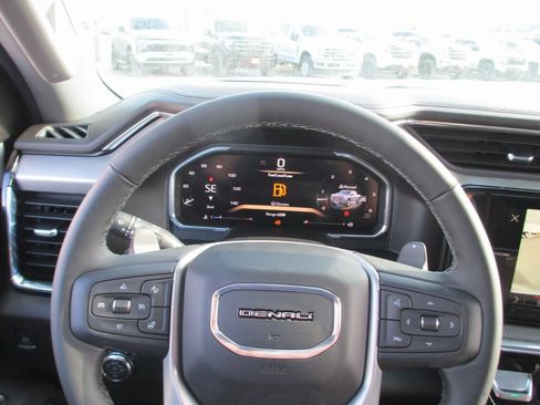 New 2026 GMC Sierra 1500 Denali w/ Denali Reserve Package image 23