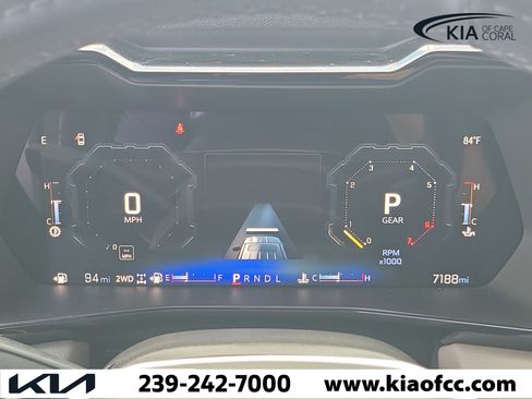 Used 2024 Chevrolet Colorado ZR2 AWD/4WD image 28