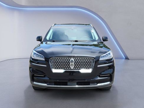 Certified 2023 Lincoln Aviator Reserve w/ Elements Package Plus AWD/4WD image 9