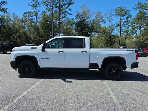 New 2026 Chevrolet Silverado 2500 LTZ w/ Trail Boss Package AWD/4WD image 5