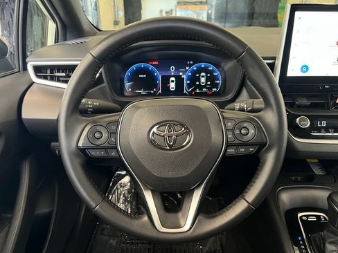 Used 2026 Toyota Corolla SE w/ SE Package FWD image 39