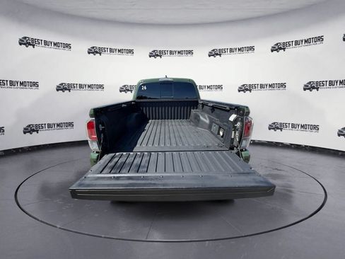 Used 2020 Toyota Tacoma TRD Pro AWD/4WD image 29