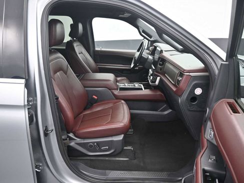 Used 2023 Ford Expedition Limited AWD/4WD image 13