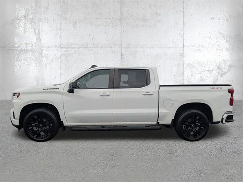 Certified 2022 Chevrolet Silverado 1500 RST w/ Rally Edition image 8