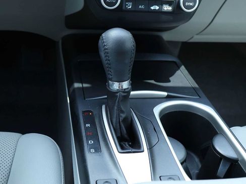 Certified 2017 Acura RDX FWD w/ Technology Package image 17