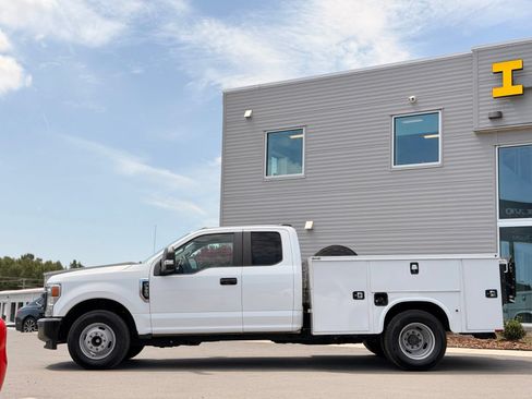 Used 2022 Ford F350 XL w/ Power Equipment Group RWD image 16