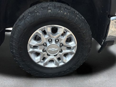 Used 2020 Chevrolet Silverado 2500 LT RWD image 20