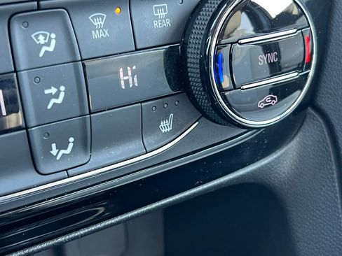 Certified 2023 Buick Encore GX Select image 32