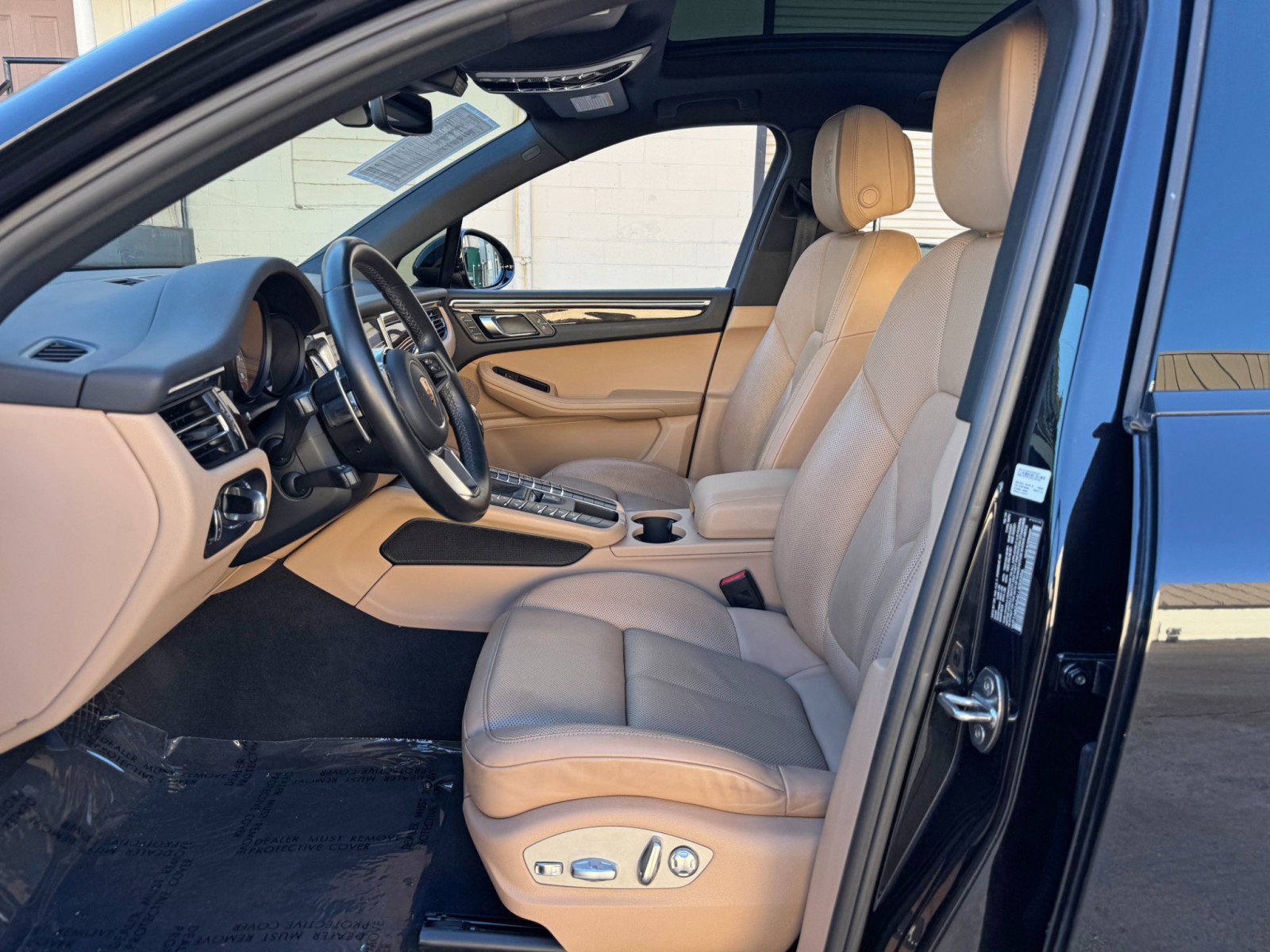Used 2020 Porsche Macan S AWD/4WD image 17