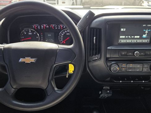 Used 2018 Chevrolet Silverado 2500 W/T w/ WT Fleet Convenience Package image 15