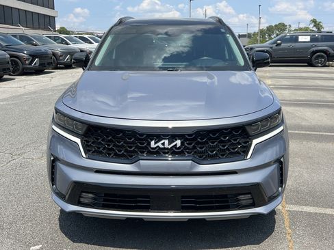 Used 2023 Kia Sorento SX image 2
