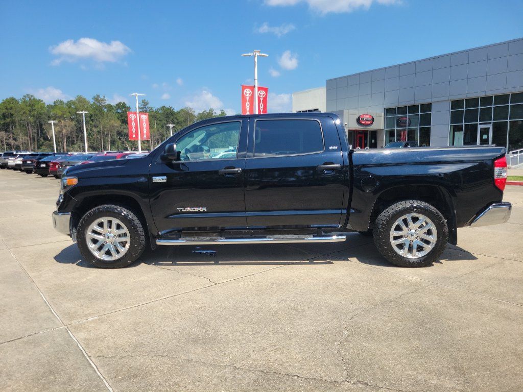 Used 2020 Toyota Tundra SR5 w/ SR5 Upgrade Package AWD/4WD image 2